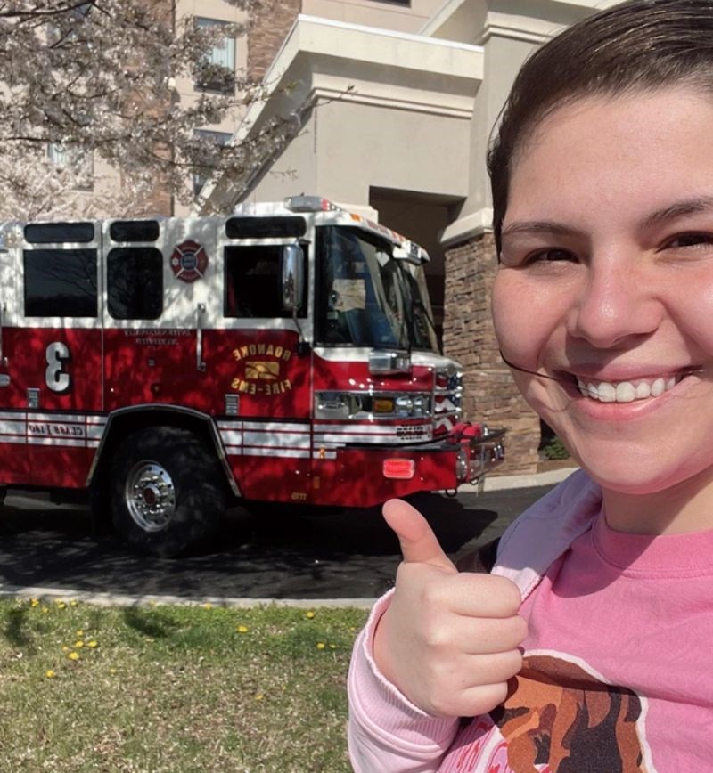 "Prvi dan u mom novom hotelu i nešto se već zapalilo. Da to možda shvatim kao znak?"