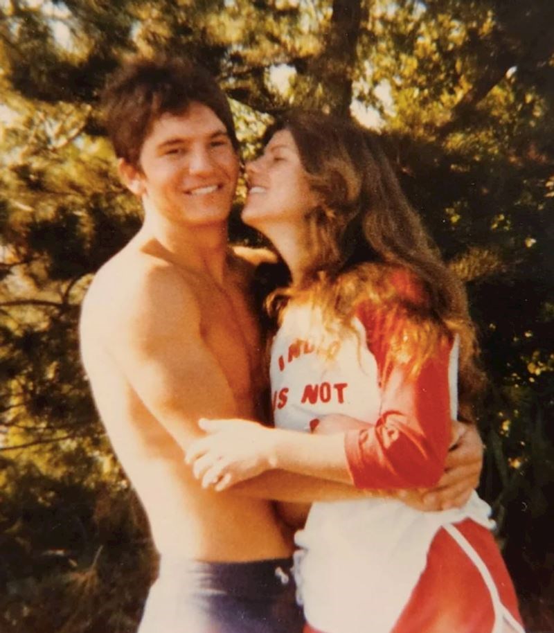 12. "Moji predivni roditelji u 1970-ima. Kakav su par bili, wow!"