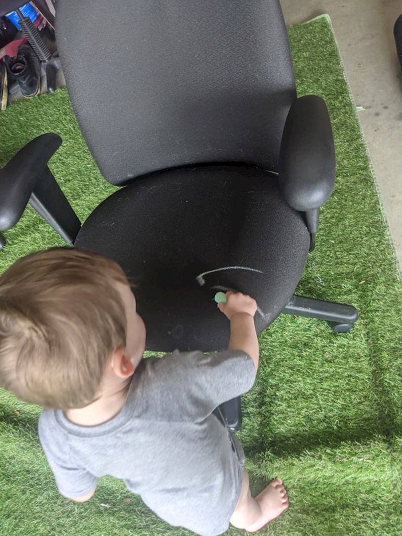 12. "Umjetnik na djelu"