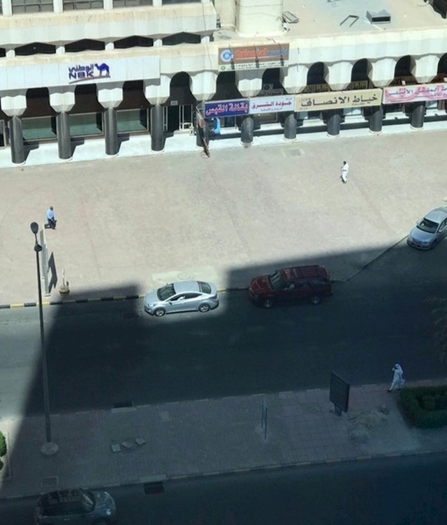 Ono kad samo tvoj auto ostane na suncu...