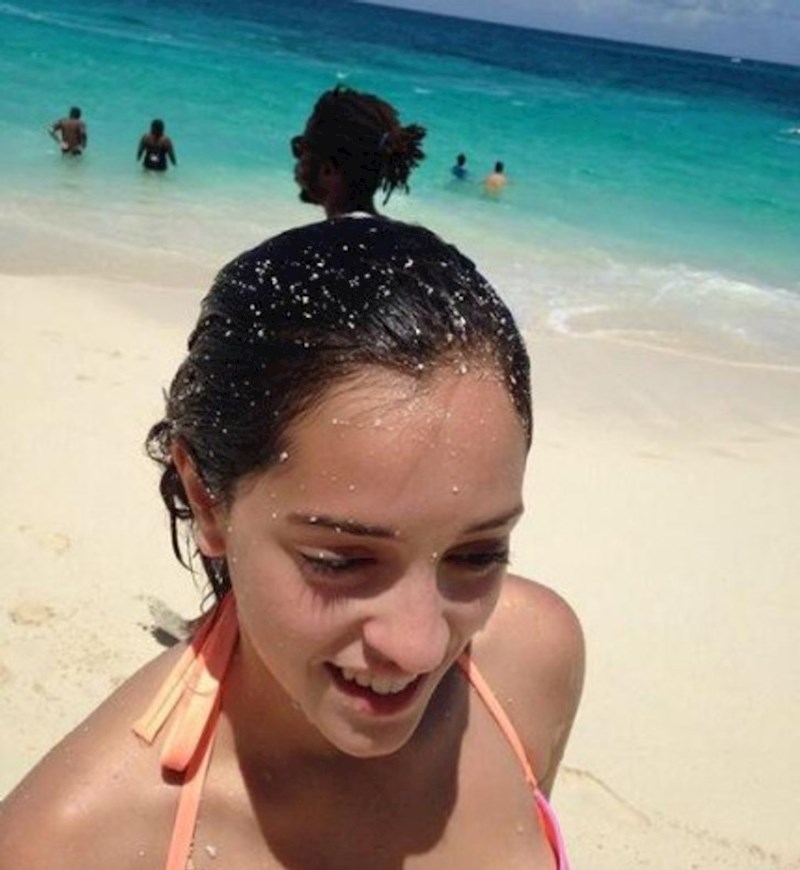 15. "Učinilo mi se da je to moja kosa, a zapravo je samo neki čovjek koji je prolazio u tom trenutku"