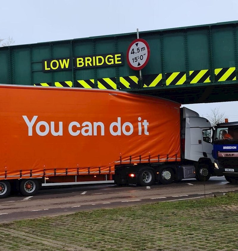 9. "Pa, očito ne može to učiniti"