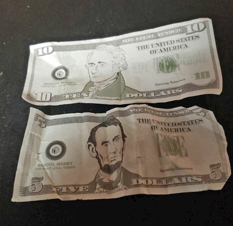 15. "Ostavili su nam lažne novčanice za napojnicu"