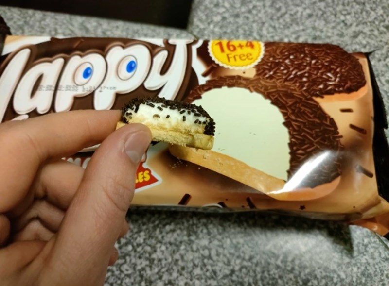 4. Nadamo se da se nije jako veselio ovoj slastici...