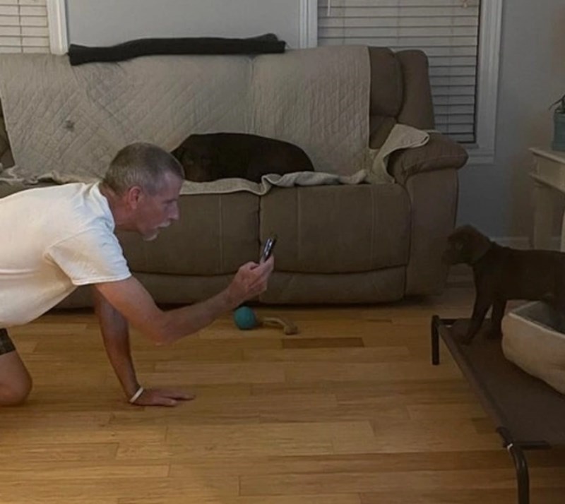 14. "Uhvatila sam ga dok ih slika i to ću mu pokazati svaki put kad krene pričati da ih ne voli."