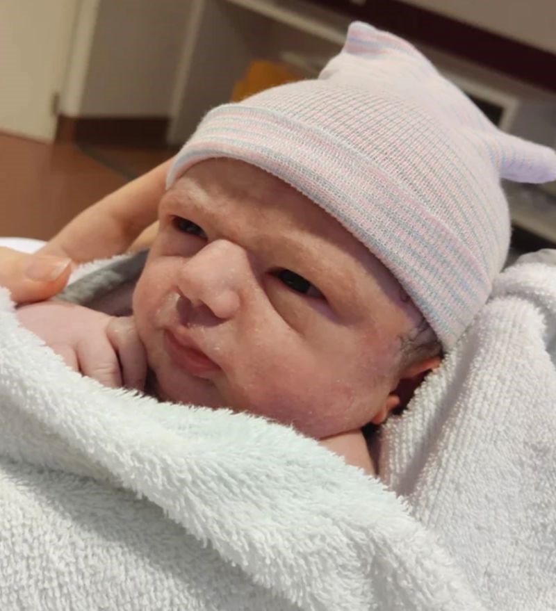 10. "Kakav pogled. 🤣"