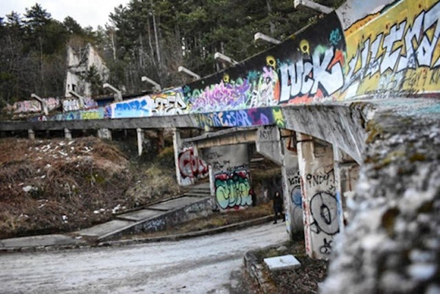 3. Napuštena staza za bob izgrađena za zimske olimpijske igre u Sarajevu 1984.