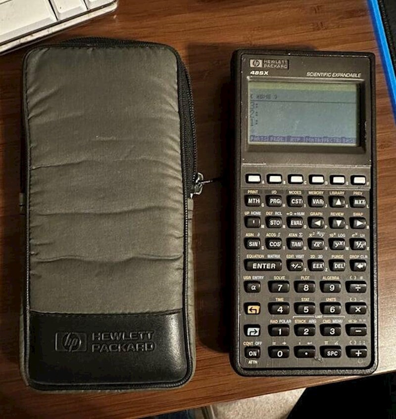 8. Kalkulator iz 1992. kojim se služio moj tata na faksu