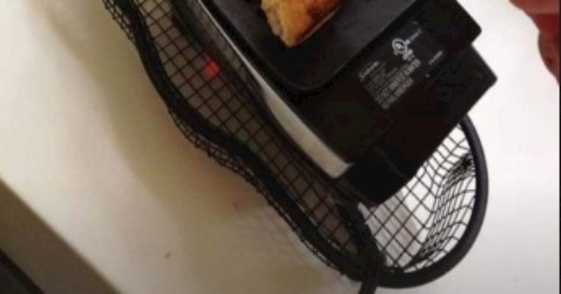 Studentica je smislila nesvakidašnju metodu podgrijavanja pizze, morate vidjeti ovaj hit