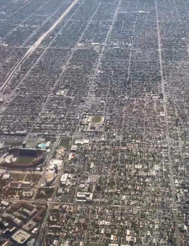 10. Los Angeles