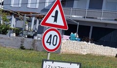 Obavijest o iznajmljivanju apartmana nasmijala je sve vozače u Dalmaciji, morate vidjeti ovaj hit