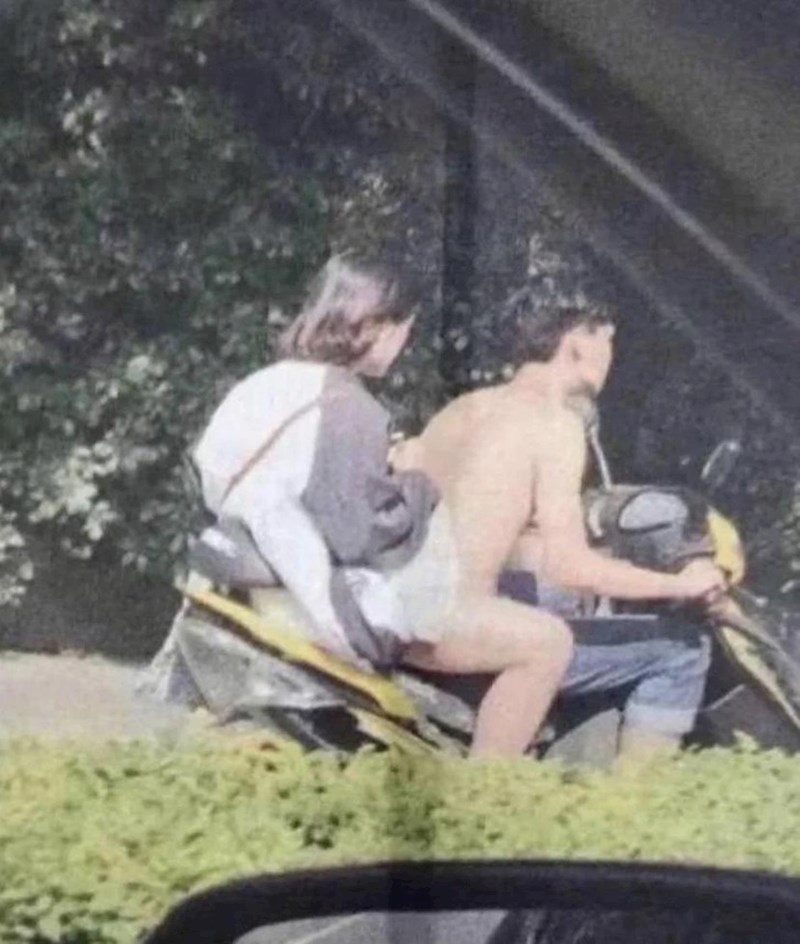 4. Goli vozač, gola lutka ili pak nešto treće?😬