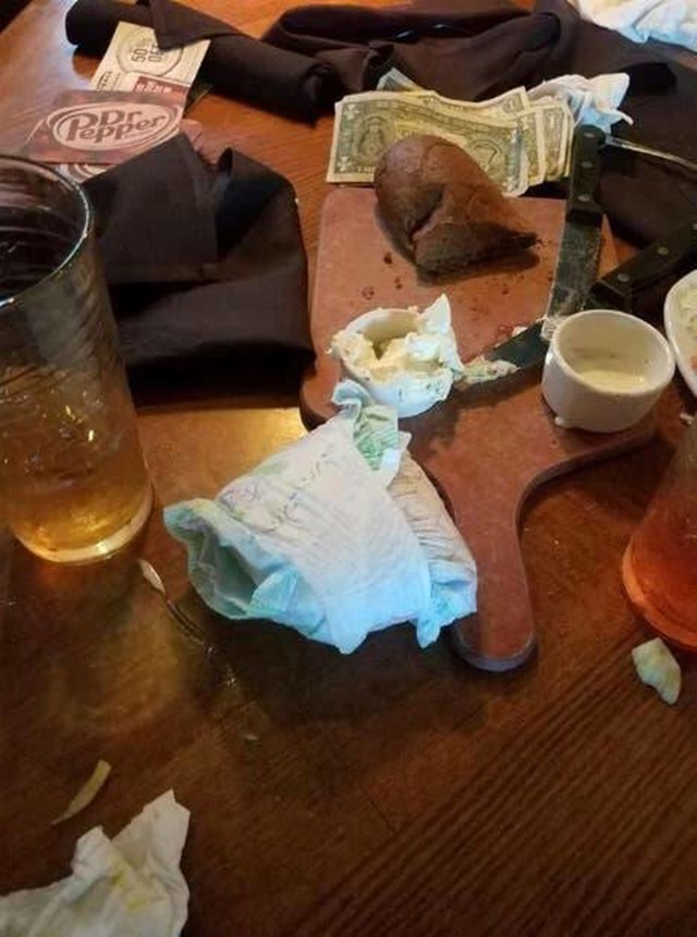 13. Ostavili su pelenu na stolu