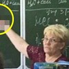 Učenik je uslikao bizaran prizor u školi, pogledajte kako je profesorica objašnjavala gradivo