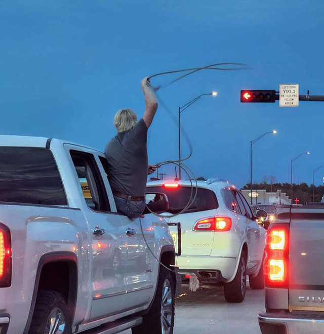 2. Dame i gospodo, dobrodošli u Texas