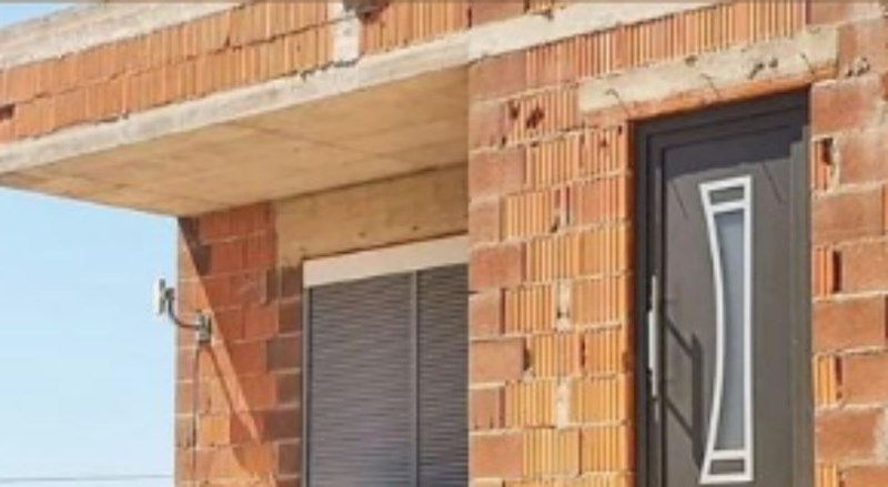 Fejsom kruži fotka zanimljivog detalja na balkonu jedne kuće u Dalmaciji, odmah je izazvala interes