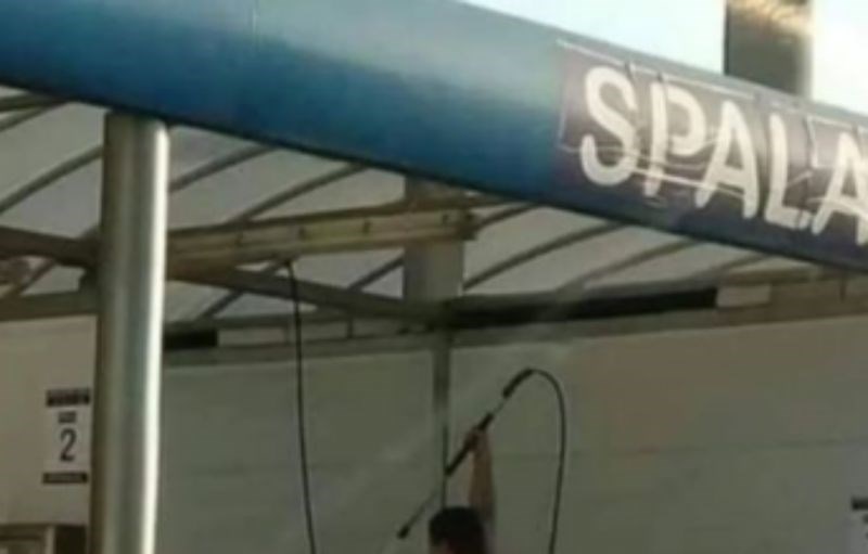 Regijom se širi urnebesan prizor iz jedne autopraonice, morate vidjeti što je tip došao oprati