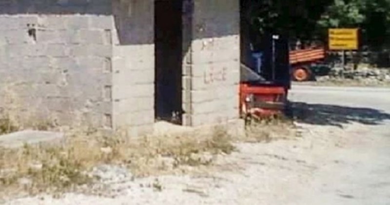 Teško objašnjiv prizor iz Dalmacije hit je na Fejsu, ovakav biser se ne viđa svaki dan