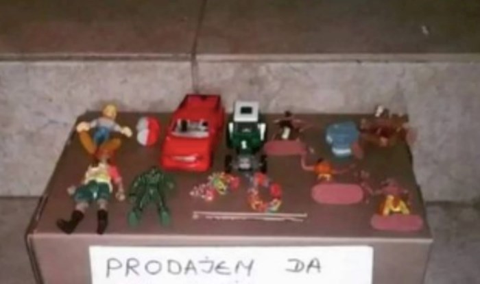 Dječak je odlučio prodati svoje igračke, kad vidite koji mu je motiv totalno ćete se raznježiti