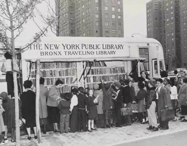 13. "Mobilna knjižnica, Bronx, 1950"