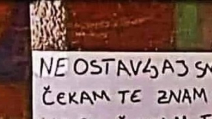 Prolaznik je negdje u Dalmaciji primijetio jezivu poruku, fotka je odmah obišla cijelu Hrvatsku