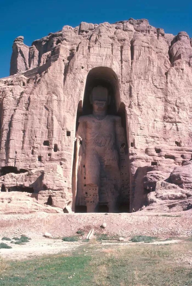 4. Do 2001., kada su ih Talibani uništili, u Afganistanu su postojale dvije stare skulpture Bude