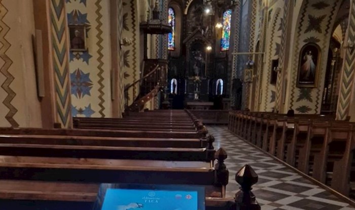 Instalacija u jednoj crkvi u Poljskoj mnoge je ostavila bez teksta, fotka je odmah postala hit