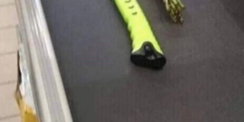 Tip je kupio skroz bizaran poklon ženi za Valentinovo i nasmijao cijelu Hrvatsku, a mnoge i zabrinuo