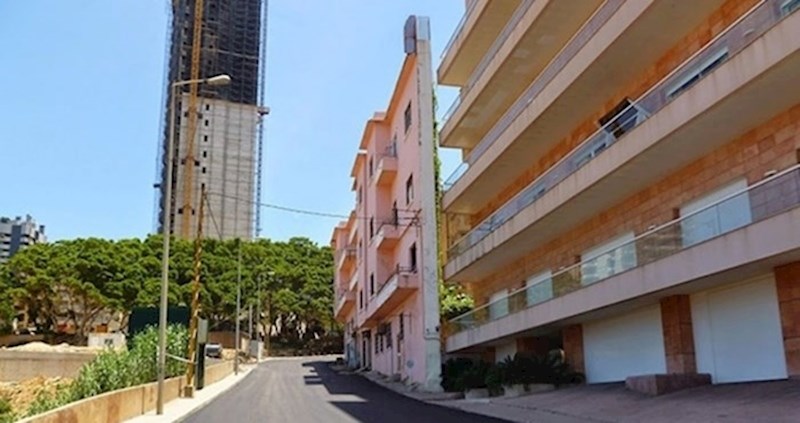 Čovjek je napravio jednu od najužih zgrada na svijetu kako bi bratu blokirao pogled na more