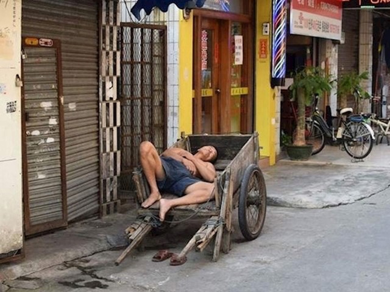 20. Sasvim je normalno odmoriti tijekom radnog dana