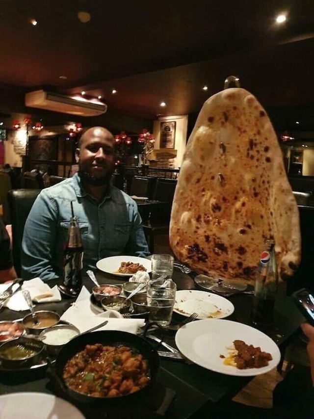 46. Ogroman naan kruh