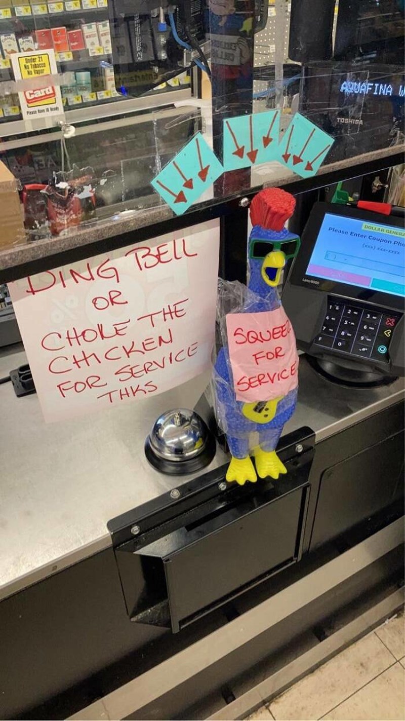 4. Trgovina u kojoj morate dozvati blagajnika tako da pozvonite ili ugušite gumenu kokoš