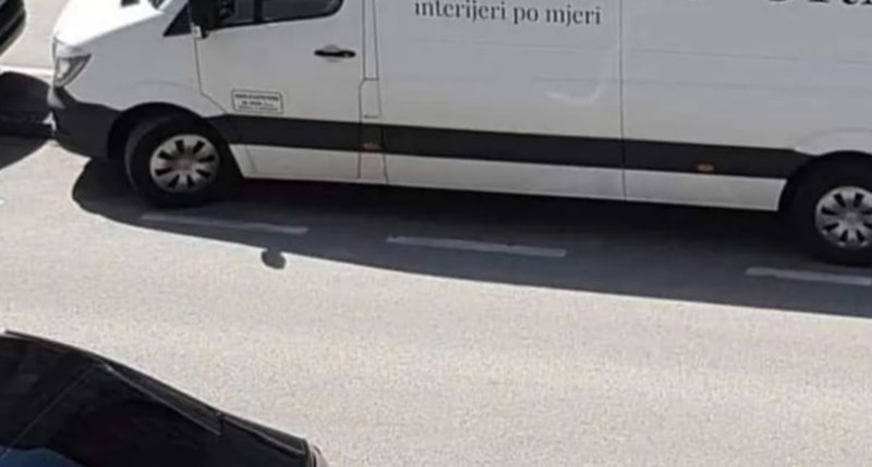 Cijela regija smije se imenu tvrtke koja se bavi interijerima, odmah ćete vidjeti zašto