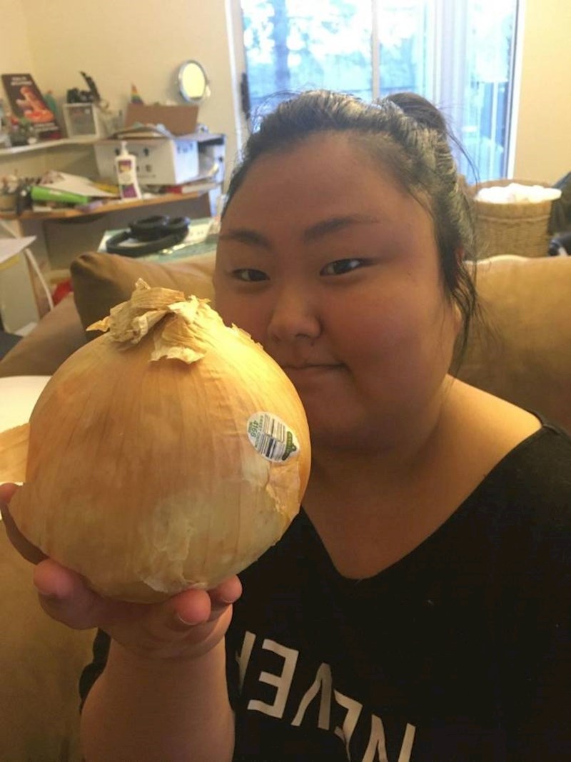 12. Golema glavica luka