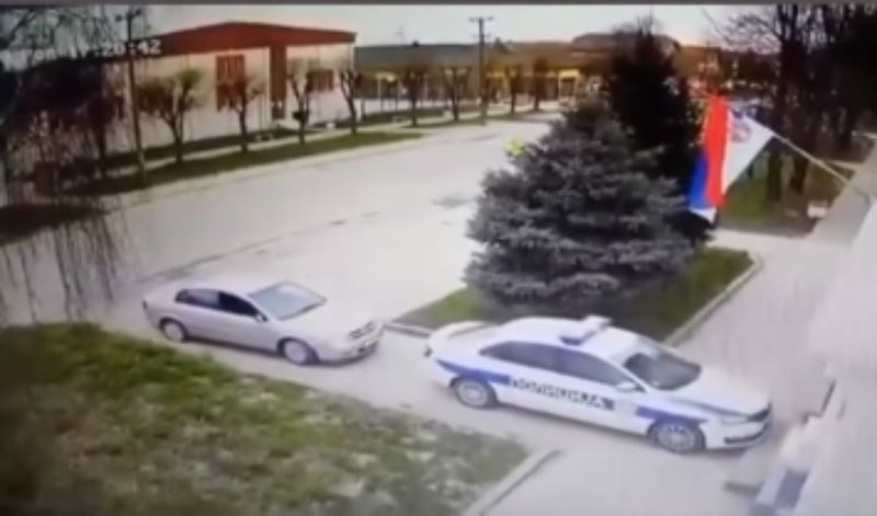 Bizarna snimka iz Srbije hit je u regiji, morate vidjeti što je izveo vozač stražnjeg automobila