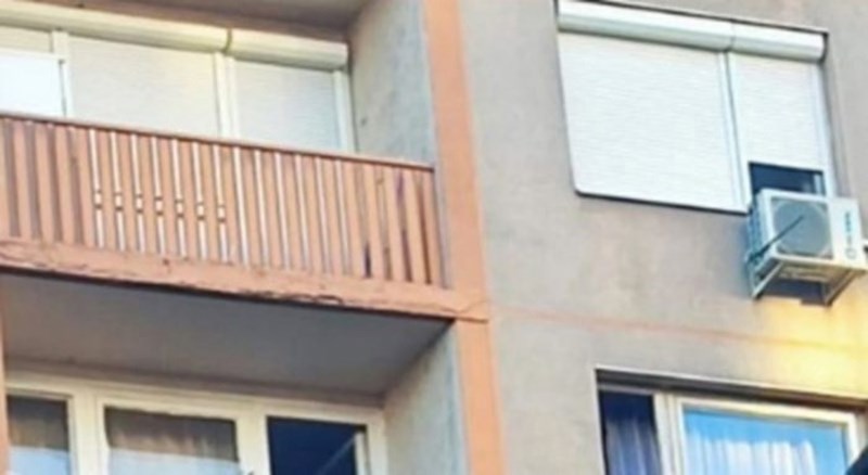 Prolaznicima je upao u oko detalj s nečijeg balkona, morate vidjeti kako ovi ljudi suše rublje