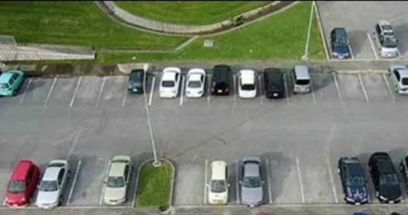 Fotka s jednog parkinga na Balkanu postala je viralni hit, odmah ćete vidjeti zašto