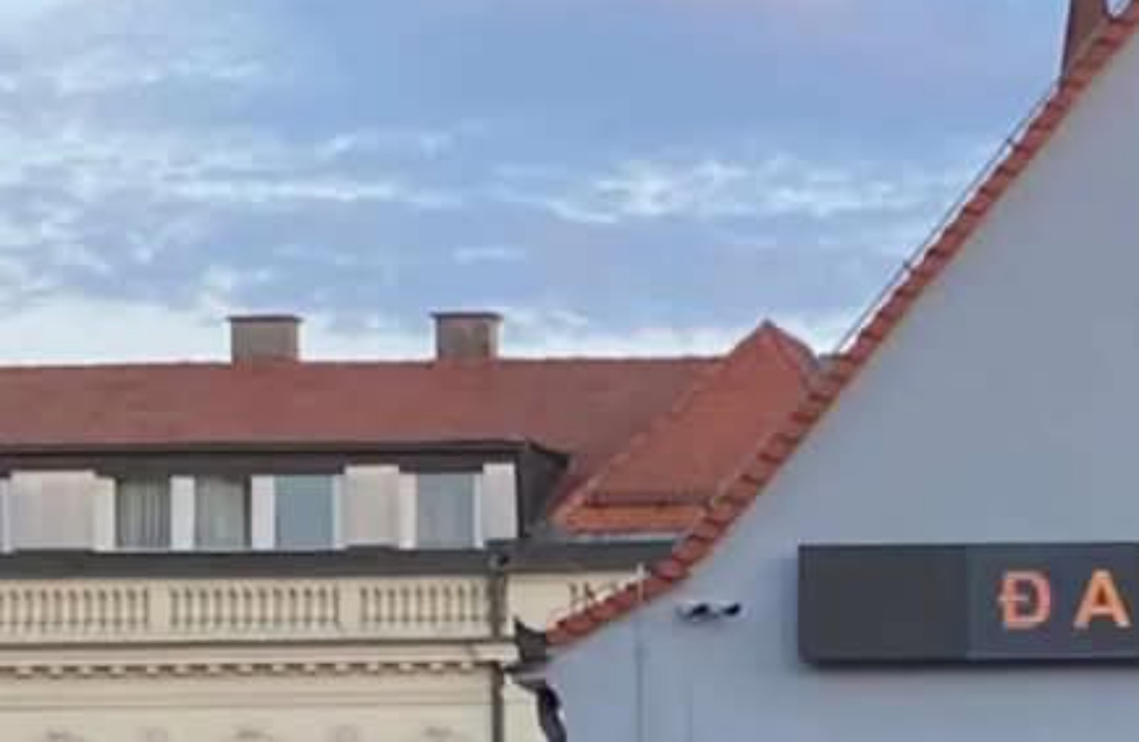 Prolaznik je u Đakovu fotkao bizaran prizor, morate vidjeti grešku koja se pojavila na ekranu