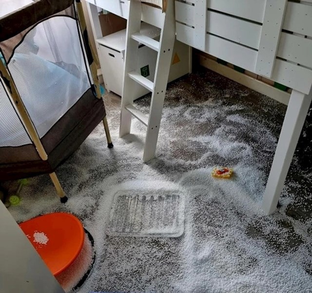 Ostavila sam svoju 2-godišnjakinju samu na 5 minuta