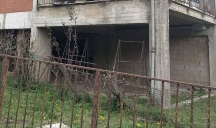 Fotka upečatljivog detalja na nečijem balkonu obišla je cijeli Balkan, odmah ćete vidjeti zašto
