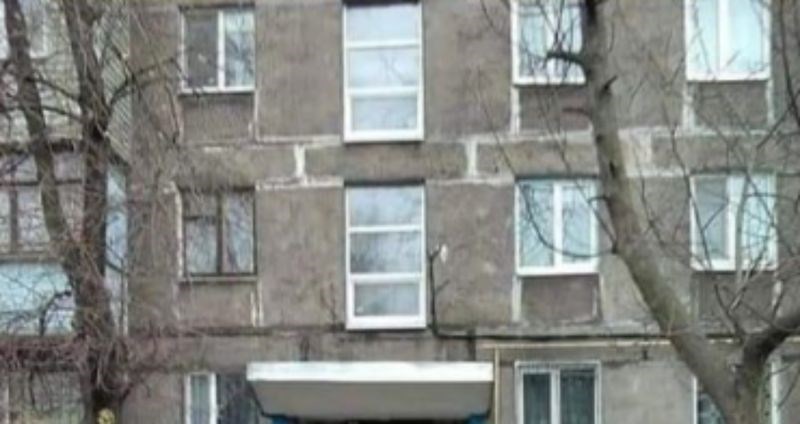 Ulaz u stambenu zgradu izazvao je salve smijeha na cijelom Balkanu, odmah ćete vidjeti zašto