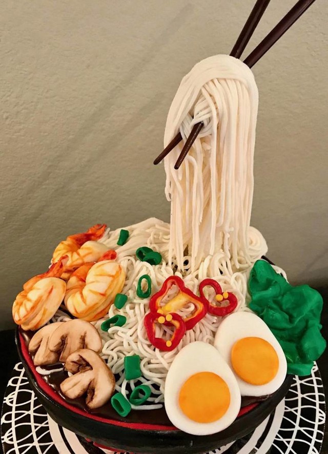 15. Realistična torta koja izgleda kao ramen