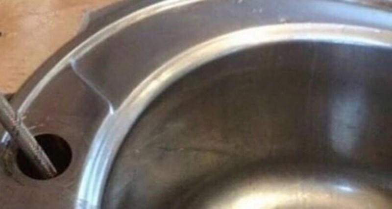 Balkanac je odlučio sam napraviti slavinu za sudoper, rezultat je izazvao salve smijeha na Fejsu