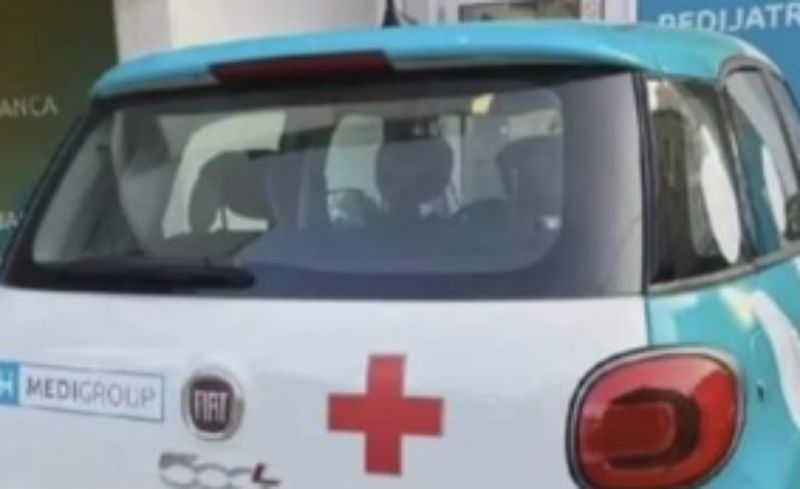 Netko je primijetio totalno bizaran natpis na jednom vozilu, nećete vjerovati vlastitim očima