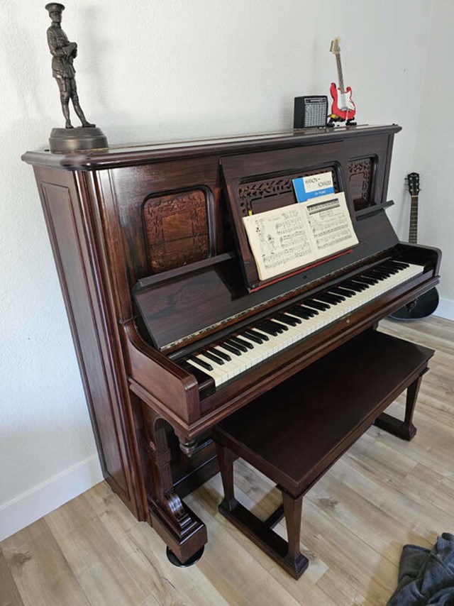 13. Piano iz 1890-ih