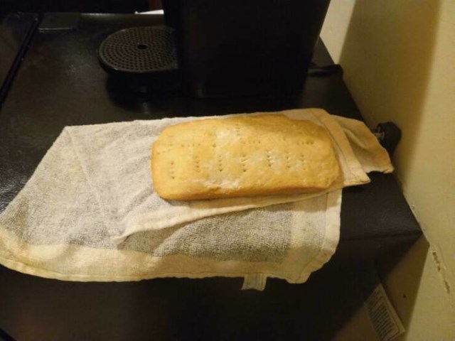11. Pekla sam kruh prvi put i zaboravila dodati kvasac