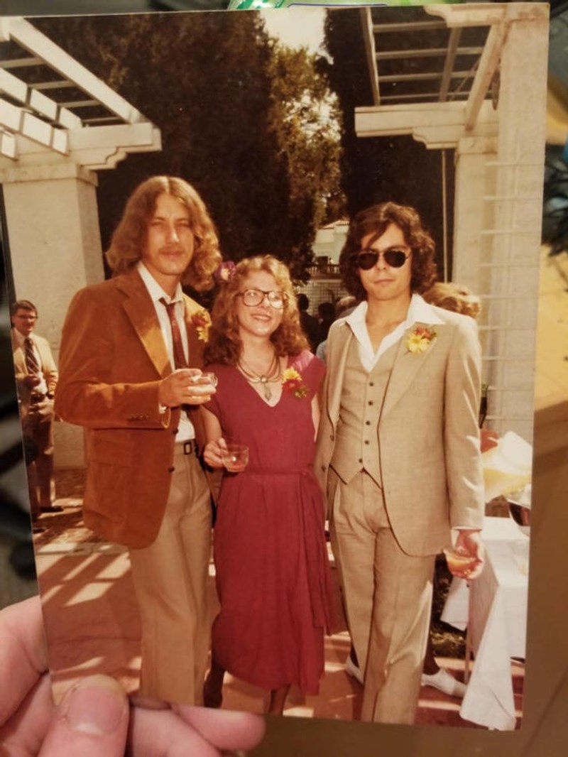 6. Fotka s tatine proslave sveučilišne diplome, tijekom 1970-ih