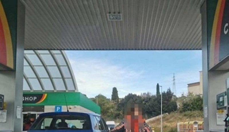 Cijela Hrvatska smije se onome što je vozačica iz Pule napravila na benzinskoj, morate vidjeti fotku