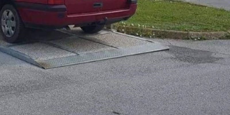 Tip je šokirao društvene mreže odabirom mjesta na koje će parkirati, ovo je stvarno bezobrazno