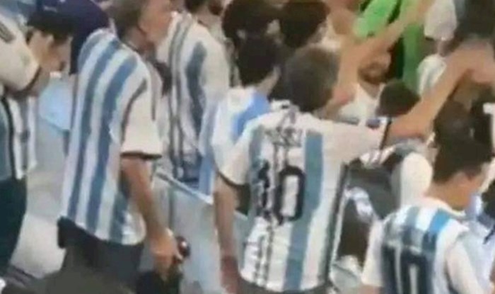 Fotka argentinskih navijača obišla je svijet i posebno zabavila Balkance, odmah ćete vidjeti zašto